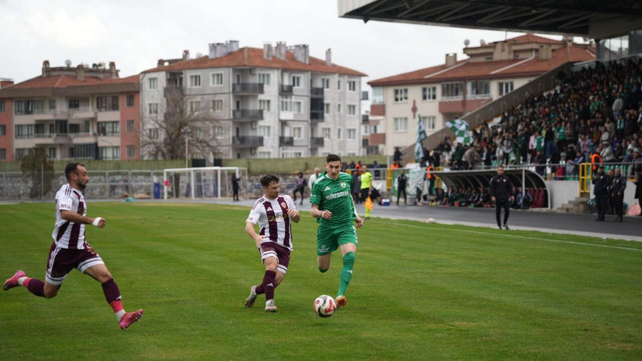 Muğlaspor, İnegölspor Karşısında İlk Yarıyı Önde Kapattı 2